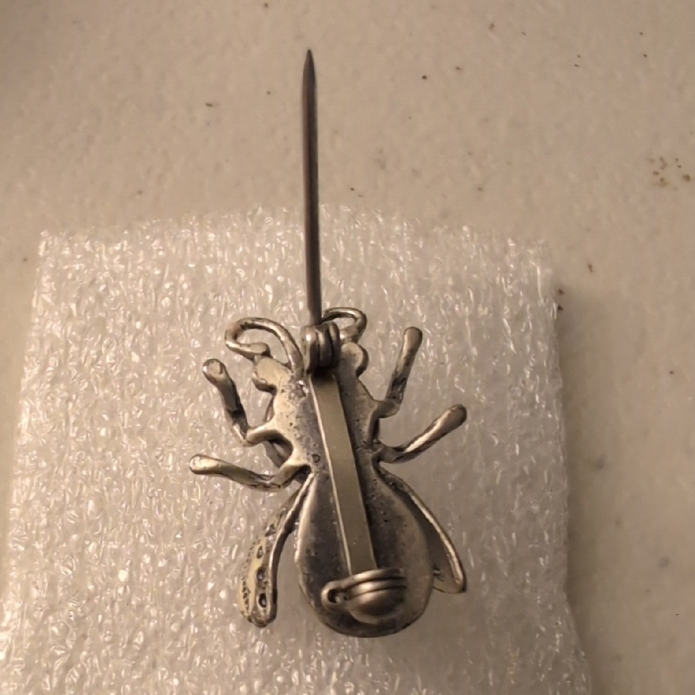 Petite Vintage Southwestern Hematite Dimensional Bug Silver Brooch Pin - Picture 5 of 8